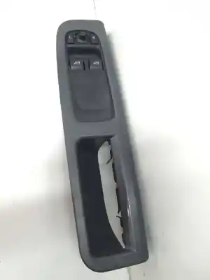 İkinci el araba yedek parçası  için VOLVO C30  OEM IAM referansları 31264925  