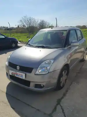 Peça sobressalente para automóvel em segunda mão Fechadura Da Porta Dianteira Esquerda por SUZUKI SWIFT III (MZ, EZ) 1.3 (RS 413) Referências OEM IAM   
