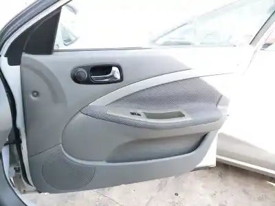 Peça sobressalente para automóvel em segunda mão forra / revestimento da porta dianteira direita por chevrolet lacetti (j200) 2.0 d referências oem iam 