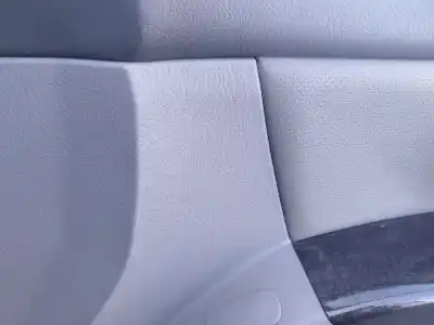 Автозапчастина б/у обработка передніх правіх дверей для kia sorento i (jc) 2.5 crdi посилання на oem iam   