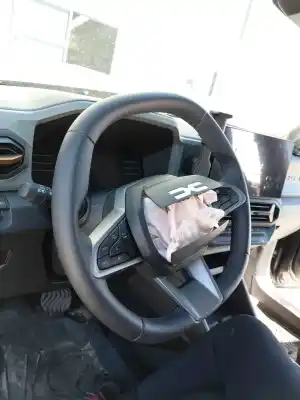 Second-hand car spare part steering wheel for dacia duster (pym/pyn) duster oem iam references   