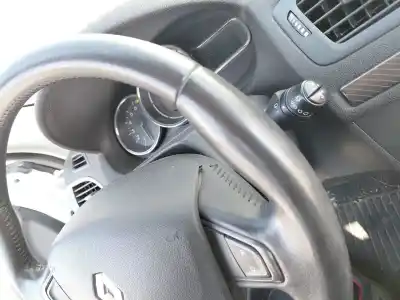 Second-hand car spare part steering wheel for renault megane iii fastback (bz0/1_, b3_) 1.2 tce (bz2b, bz11) oem iam references    Second-hand car spare part steering wheel for renault megane iii fastback (bz0/1_, b3_) 1.2 tce (bz2b, bz11) oem iam references