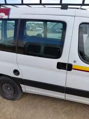 Pièce détachée automobile d'occasion PORTE LATÉRALE COULISSANTE DROITE pour CITROEN BERLINGO / BERLINGO FIRST FURGONETA/MONOVOLUMEN (M_) 1.6 HDI 75 (MB9HW) Références OEM IAM   