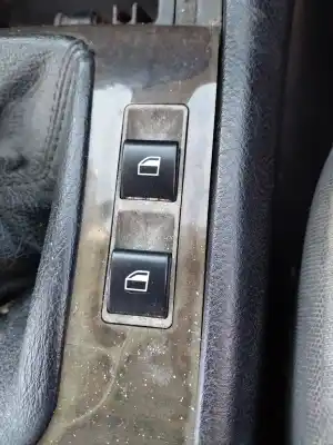 Second-hand car spare part Right Front Power Window Switch for BMW 3 (E46) 320 D OEM IAM references   