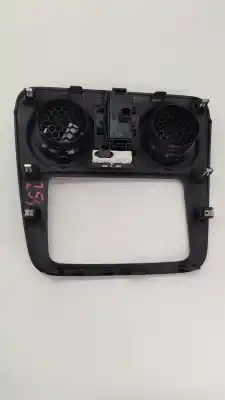 Автозапчастина б/у аераційна решіта для dacia dokker 1.5 blue dci diesel fap cat посилання на oem iam 682606882r  