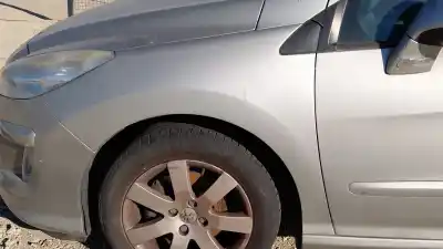 Pezzo di ricambio per auto di seconda mano PARAFANGO ANTERIORE SINISTRO per PEUGEOT 308 SW I (4E_, 4H_) 1.6 HDI Riferimenti OEM IAM   