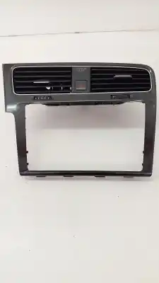 Peça sobressalente para automóvel em segunda mão GRELHA / DIFUSOR DE AR por VOLKSWAGEN GOLF VII (5G1, BQ1, BE1, BE2) 1.0 TSI Referências OEM IAM 5G1819743F  