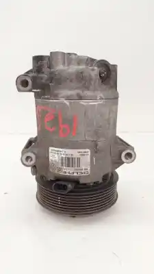 Pezzo di ricambio per auto di seconda mano COMPRESSORE ARIA CONDIZIONATA per RENAULT MEGANE II STATION WAGON (KM0/1_) 1.9 dCi Riferimenti OEM IAM 8200678499  