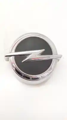 Second-hand car spare part tailgate back door handle for opel corsa e (x15) 1.4 (08, 68) oem iam references 563697283