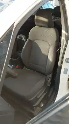 Автозапчастина б/у ліве передне сиділо для kia carens iv 1.7 crdi посилання на oem iam 