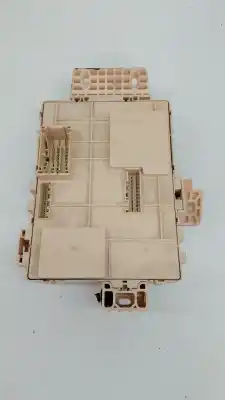 Pezzo di ricambio per auto di seconda mano scatola relè/fusibili per kia cee´d 1.6 crdi cat riferimenti oem iam 91950a213013  