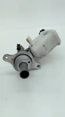 Tweedehands auto-onderdeel rempomp voor kia cee´d 1.6 crdi cat oem iam-referenties   