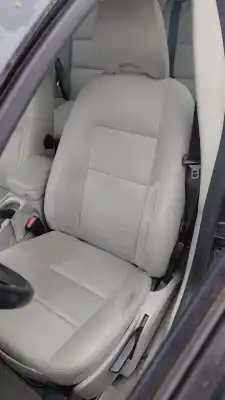 Second-hand car spare part left front seat for volvo v50 (545) 1.6 d oem iam references  Second-hand car spare part left front seat for volvo v50 (545) 1.6 d oem iam references