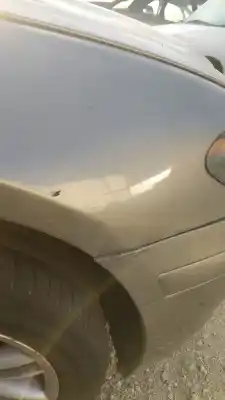 Peça sobressalente para automóvel em segunda mão guarda-lamas dianteiro direito por bmw serie 7 (e65/e66) 730d referências oem iam   