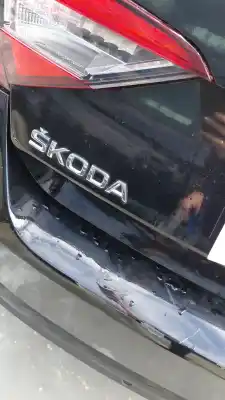 Автозапчастина б/у загальні двері для skoda superb iii (3v3) 2.0 tdi посилання на oem iam    Автозапчастина б/у загальні двері для skoda superb iii (3v3) 2.0 tdi посилання на oem iam