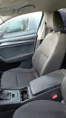 İkinci el araba yedek parçası sag ön koltuk için skoda superb iii (3v3) 2.0 tdi oem iam referansları   