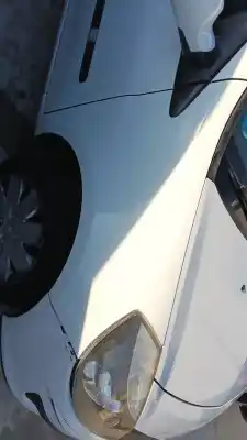 Second-hand car spare part front right fin for renault clio iii (br0/1, cr0/1) 1.2 16v (br02, br0j, br11, cr02, cr0j, cr11) oem iam references 