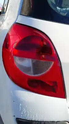 Second-hand car spare part left tailgate light for renault clio iii (br0/1, cr0/1) 1.2 16v (br02, br0j, br11, cr02, cr0j, cr11) oem iam references 