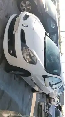 Second-hand car spare part left front door lock for renault clio iii (br0/1, cr0/1) 1.2 16v (br02, br0j, br11, cr02, cr0j, cr11) oem iam references 