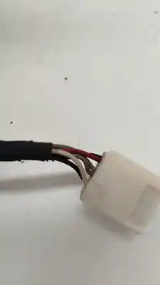 Peça sobressalente para automóvel em segunda mão espelho retrovisor direito por toyota corolla (_e12_) 2.0 d-4d (cde120r_ cde120l_) referências oem iam   