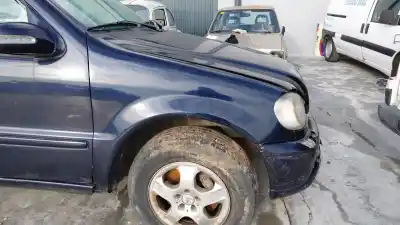 Pezzo di ricambio per auto di seconda mano parafango anteriore destro per mercedes-benz clase m (w163) ml 270 cdi (163.113) riferimenti oem iam 