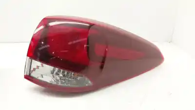 Pièce détachée automobile d'occasion feu arrière droit pour kia carens iv 1.7 crdi références oem iam 92402a4