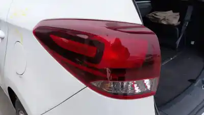 Tweedehands auto-onderdeel linker achterlamp voor kia carens iv 1.7 crdi oem iam-referenties 