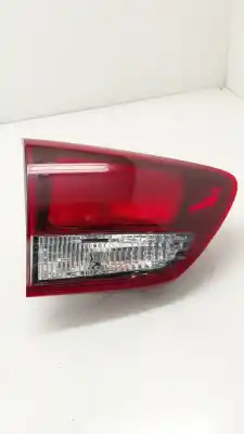Pièce détachée automobile d'occasion feu arrière gauche intérieur pour kia carens iv 1.7 crdi références oem iam 92403a4
