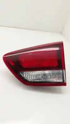 Pièce détachée automobile d'occasion feu arrière droit intérieur pour kia carens iv 1.7 crdi références oem iam 92404a4