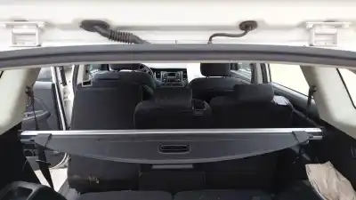 Tweedehands auto-onderdeel achterbak voor kia carens iv 1.7 crdi oem iam-referenties 