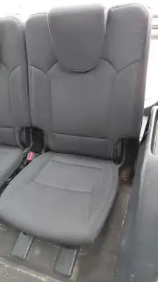 Tweedehands auto-onderdeel stoelen derde rij voor kia carens iv 1.7 crdi oem iam-referenties 