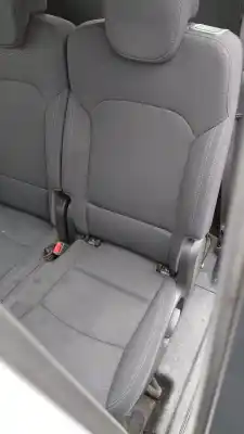 Tweedehands auto-onderdeel stoelen links achter voor kia carens iv 1.7 crdi oem iam-referenties 