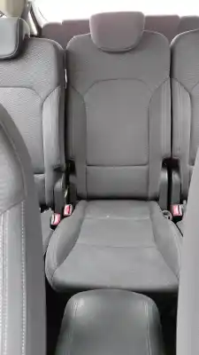 Tweedehands auto-onderdeel midden achterstoel voor kia carens iv 1.7 crdi oem iam-referenties 