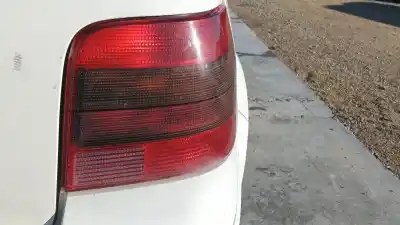 Pezzo di ricambio per auto di seconda mano LAMPADA POSTERIORE SINISTRA per VOLKSWAGEN GOLF IV (1J1) 1.9 TDI Riferimenti OEM IAM   