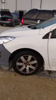 Pièce détachée automobile d'occasion aile avant gauche pour peugeot 308 i (4a_, 4c_) 1.6 16v références oem iam 