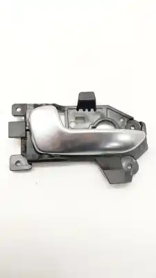 Peça sobressalente para automóvel em segunda mão Puxador Interior Traseiro Esquerdo por KIA CARENS IV 1.7 CRDI Referências OEM IAM 83613RP000  