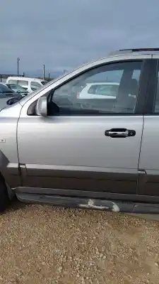 Second-hand car spare part LEFT FRONT DOOR for KIA SORENTO I (JC) 2.5 CRDI OEM IAM references   