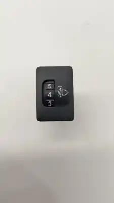 Tweedehands auto-onderdeel LICHTBESTURING voor TOYOTA AURIS 2.0 D-4D CAT OEM IAM-referenties 8415202040  