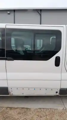 Pièce détachée automobile d'occasion PORTE LATÉRALE COULISSANTE DROITE pour NISSAN PRIMASTAR FURGÓN (X83) 1.9 DCI 100 Références OEM IAM   