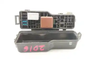 Recambio de automóvil de segunda mano de CAJA RELES / FUSIBLES para TOYOTA AVENSIS BERLINA (T25) 1.8 Sol Sedán referencias OEM IAM 8386P1  