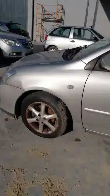 Peça sobressalente para automóvel em segunda mão guarda-lamas dianteiro esquerdo por toyota corolla (_e12_) 2.0 d-4d (cde120r_, cde120l_) referências oem iam 