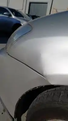 Peça sobressalente para automóvel em segunda mão guarda-lamas dianteiro esquerdo por toyota corolla (_e12_) 2.0 d-4d (cde120r_, cde120l_) referências oem iam   