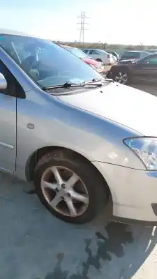 Peça sobressalente para automóvel em segunda mão guarda-lamas dianteiro direito por toyota corolla (_e12_) 2.0 d-4d (cde120r_, cde120l_) referências oem iam 