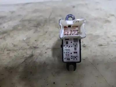 Second-hand car spare part right front power window switch for nissan micra (k12e) acenta oem iam references 