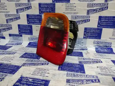 Second-hand car spare part interior left tailgate light for bmw serie 3 berlina (e46) 2.0 320d oem iam references   estantería 5