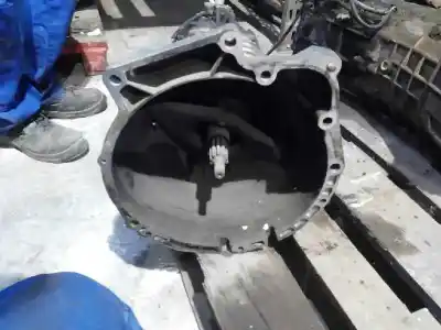 Pièce détachée automobile d'occasion boîte de vitesses pour bmw serie 3 berlina (e30) 318is références oem iam 000975bcu fila 1 palet 31