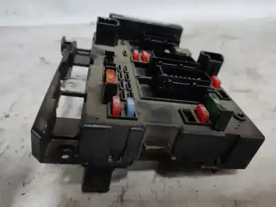 Gebrauchtes Autoersatzteil RELAIS SICHERUNGSKASTEN Multifunktionsrelais zum PEUGEOT 206 BERLINA  OEM-IAM-Referenzen 9657608880  ESTANTERIA 47