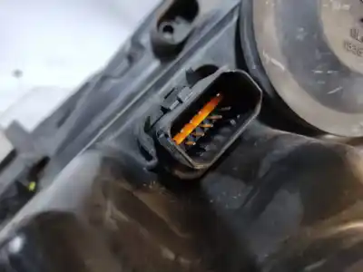 Peça sobressalente para automóvel em segunda mão farol / farolim direito por citroen c4 picasso exclusive referências oem iam 