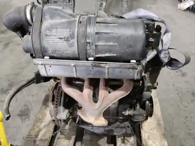 Gebrauchtes Autoersatzteil kompletter motor zum renault twingo (co6) 1.2 (c066/67/68) oem-iam-referenzen d7f700 palet 106 fila 4 