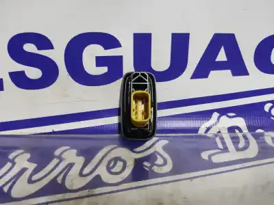 Second-hand car spare part right front power window switch for ford fiesta (cb1) ambiente oem iam references   estantería 63